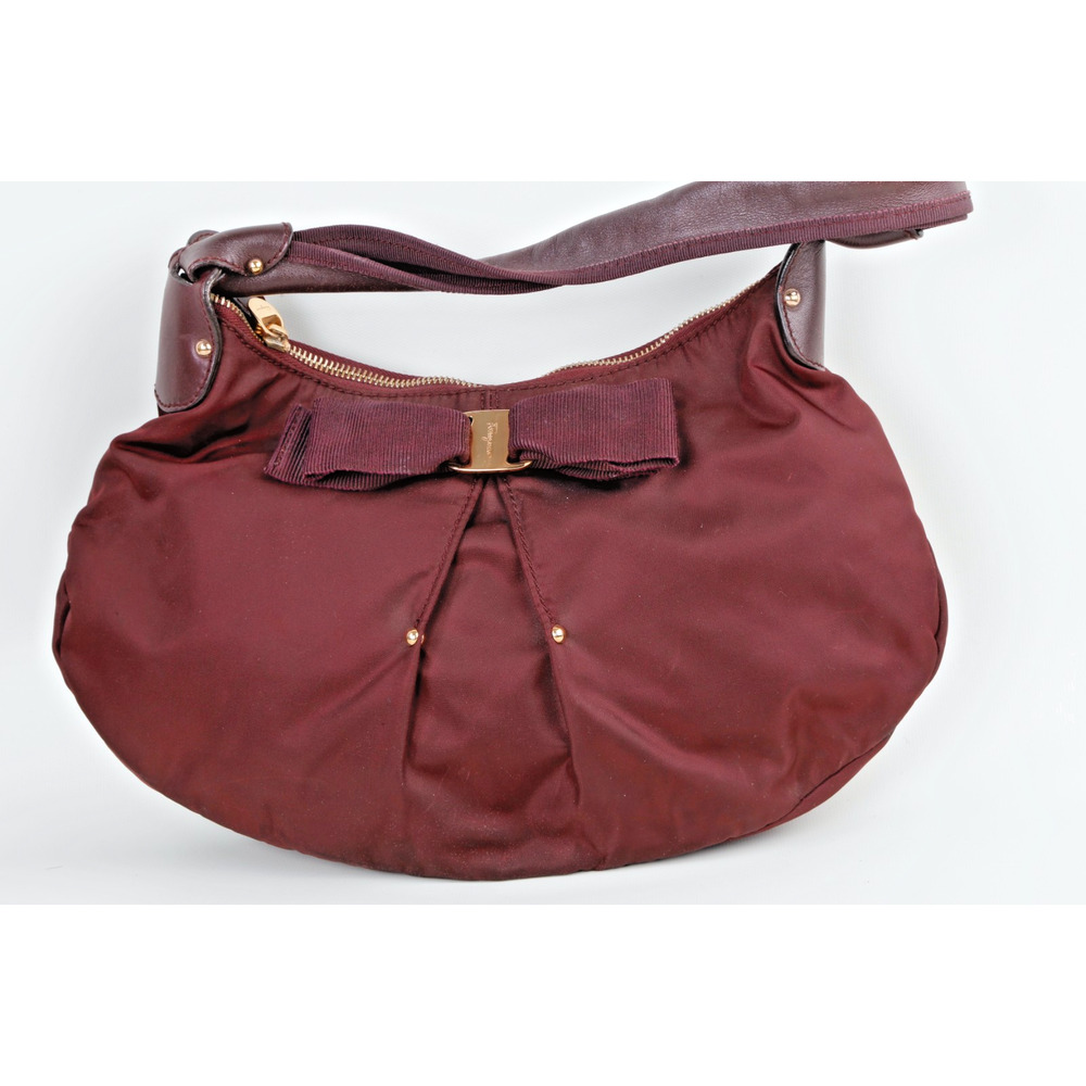 Vintage Salvatore Ferragamo Burgundy Nylon Vara Ribbon Bow Shoulder Bag Maroon